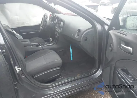 2017 Dodge Charger Sxt Rwd z USA, uszkodzony, nr VIN 2C3CDXHG2HH617603